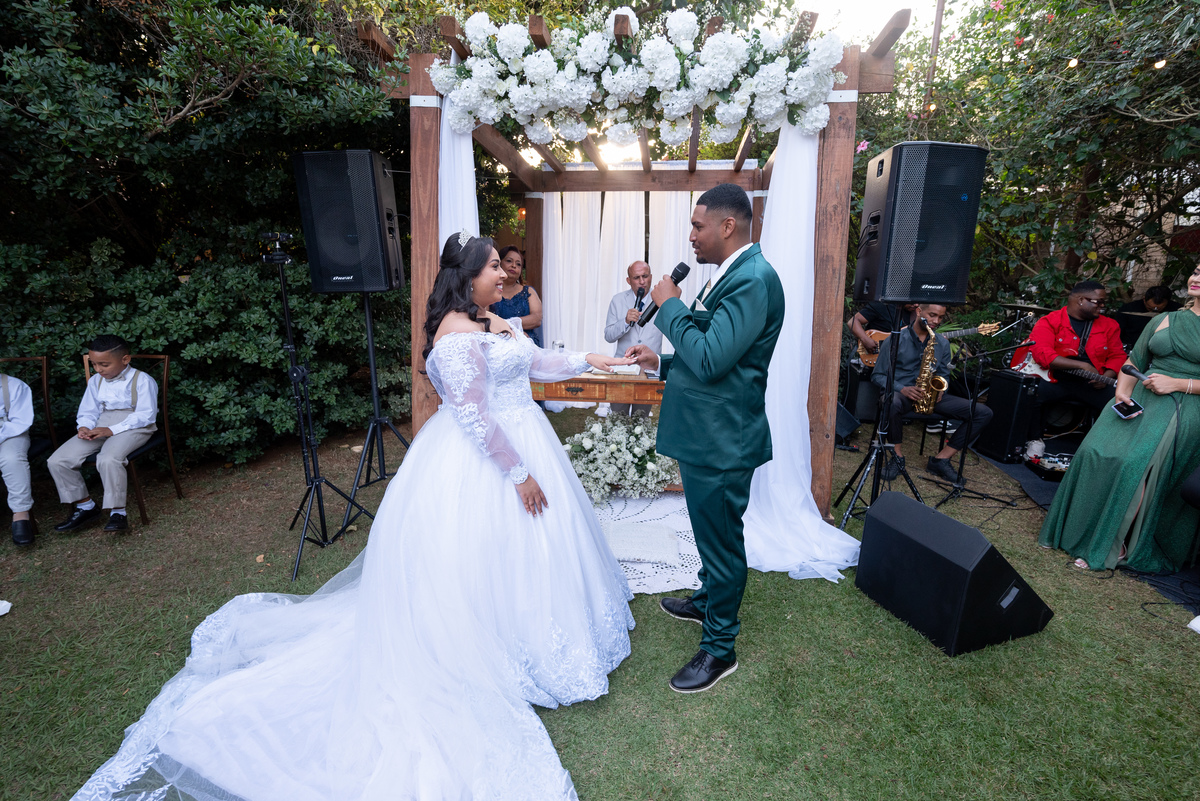troca de aliaça casal recanto dos amigos onfins minas gerais