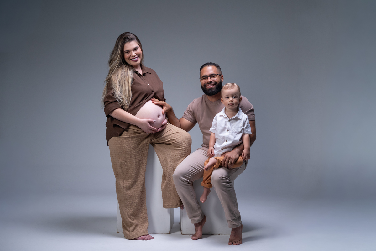 ensaio gestante em estúdio
ensaio gestante Belo Horizonte
fotógrafo de gestante em Belo Horizonte
fotografia de gestante
ensaio de gravidez
book gestante
fotos de gestante em estúdio
ensaio de maternidade
fotografia de família
gestação
maternidade
espera 