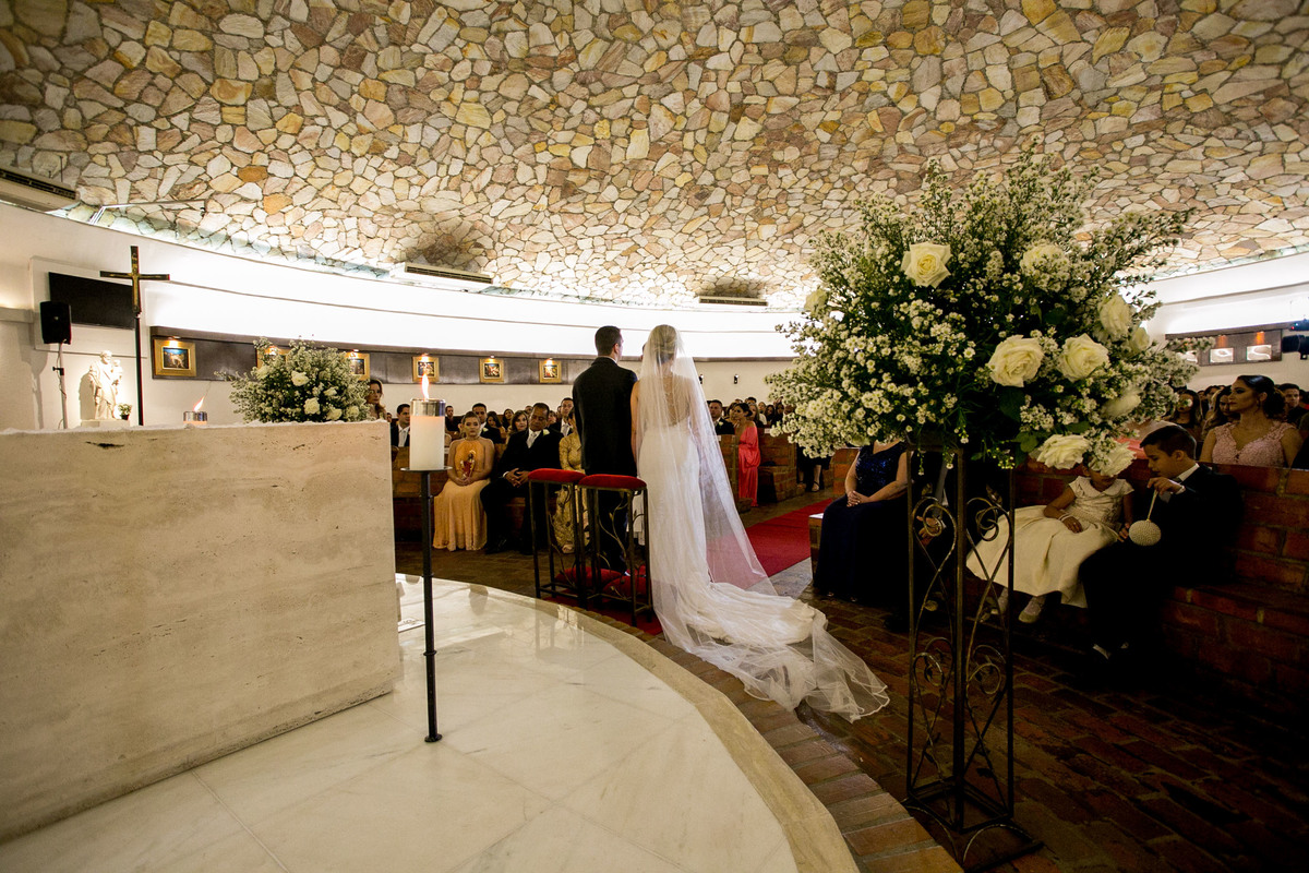 noiva
noivo
igreja santissima trindade
casamento catolico