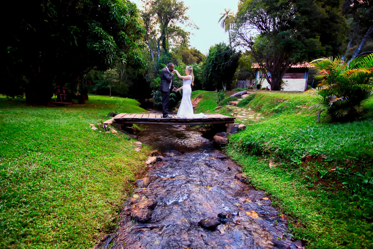 noiva
noivo
noivos
bougainville farm
vestido de noiva
terno de noivo
casamento