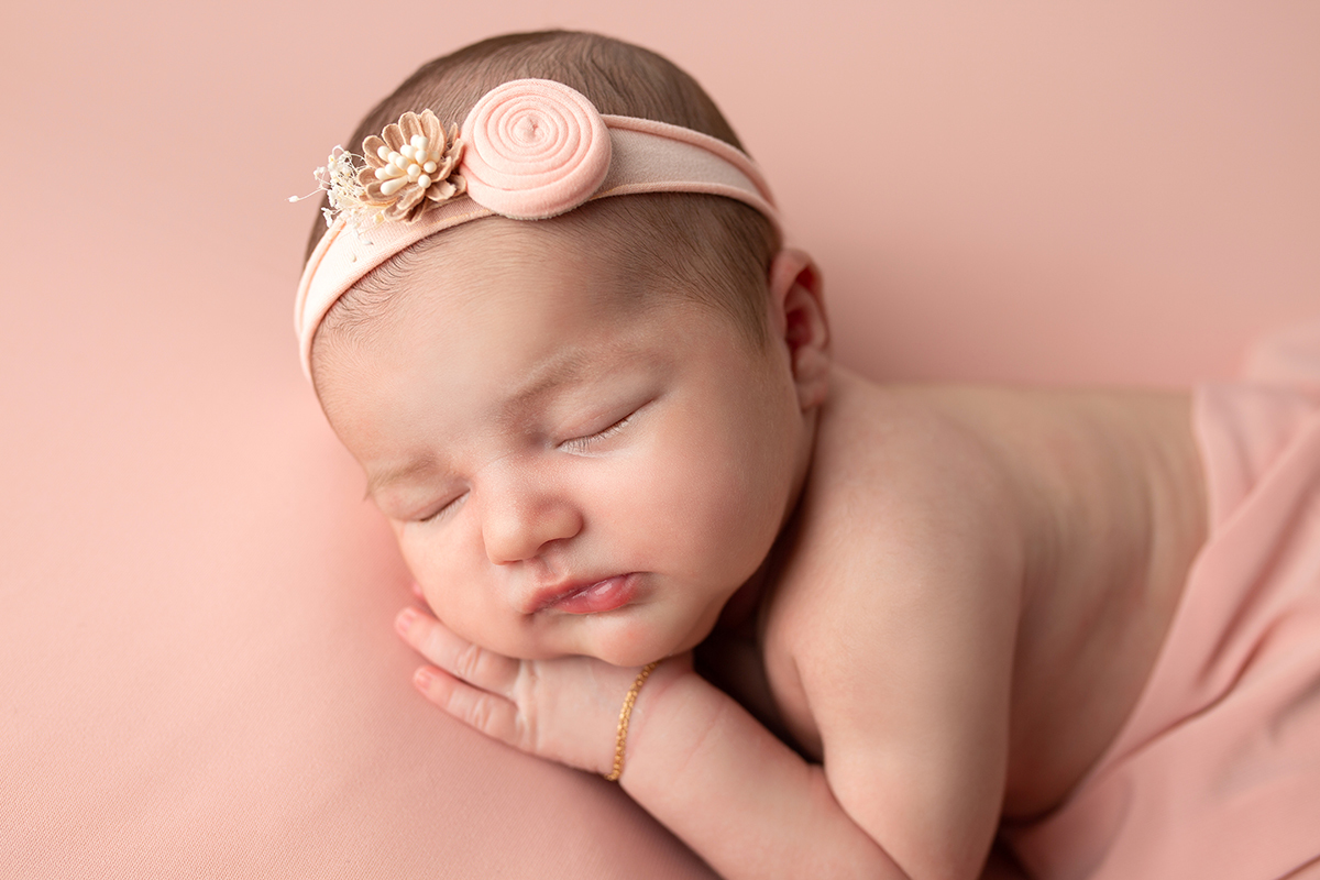 Idealconcept - fotógrafos de recém nascido, NewBorn, fotógrafo de NewBorn de Portugal, Sessão recém-Nascido, coimbra, Viseu, Sessão, Aveiro, Oliveira do Hospital, fotografia recém nascido, Leiria, sessão única, Amor, Fotógrafo Europeu, Arganil,foto bebé