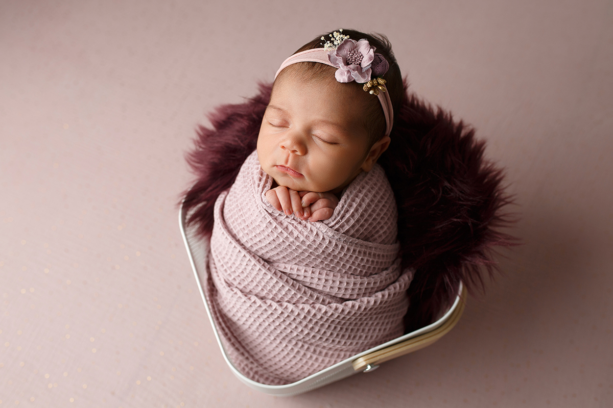 Idealconcept - fotógrafos de recém nascido, NewBorn, fotógrafo de NewBorn de Portugal, Sessão recém-Nascido, coimbra, Viseu, Sessão, Aveiro, Oliveira do Hospital, fotografia recém nascido, Leiria, sessão única, Amor, Fotógrafo Europeu, Arganil,foto bebé