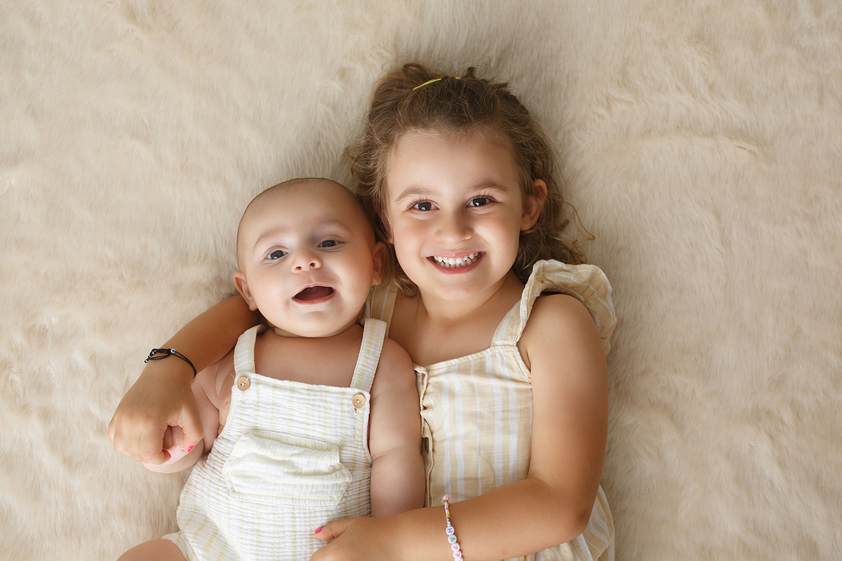 sessão fotográfica, sessão de bebés, fotografia de bebés, sessão de foto crianças, sessão de acompanhamento, fotógrafo infantil, fotógrafo coimbra, fotografia newborn, newborn, fotografia de recém nascido, fotógrafo de recém nascido, sessão de fotos