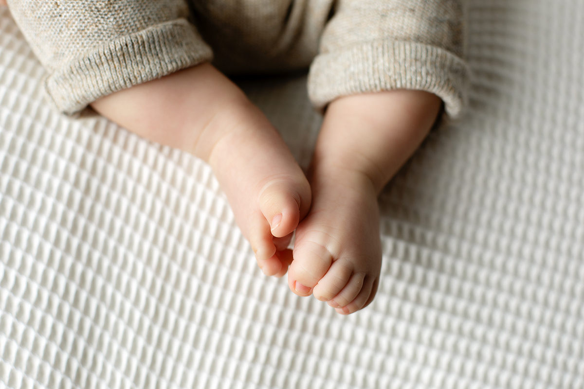 sessão fotográfica, sessão de bebés, fotografia de bebés, sessão de foto crianças, sessão de acompanhamento, fotógrafo infantil, fotógrafo coimbra, fotografia newborn, newborn, fotografia de recém nascido, fotógrafo de recém nascido, sessão de fotos