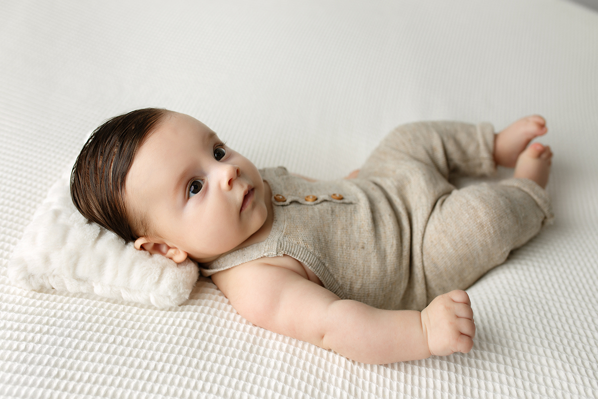 sessão fotográfica, sessão de bebés, fotografia de bebés, sessão de foto crianças, sessão de acompanhamento, fotógrafo infantil, fotógrafo coimbra, fotografia newborn, newborn, fotografia de recém nascido, fotógrafo de recém nascido, sessão de fotos