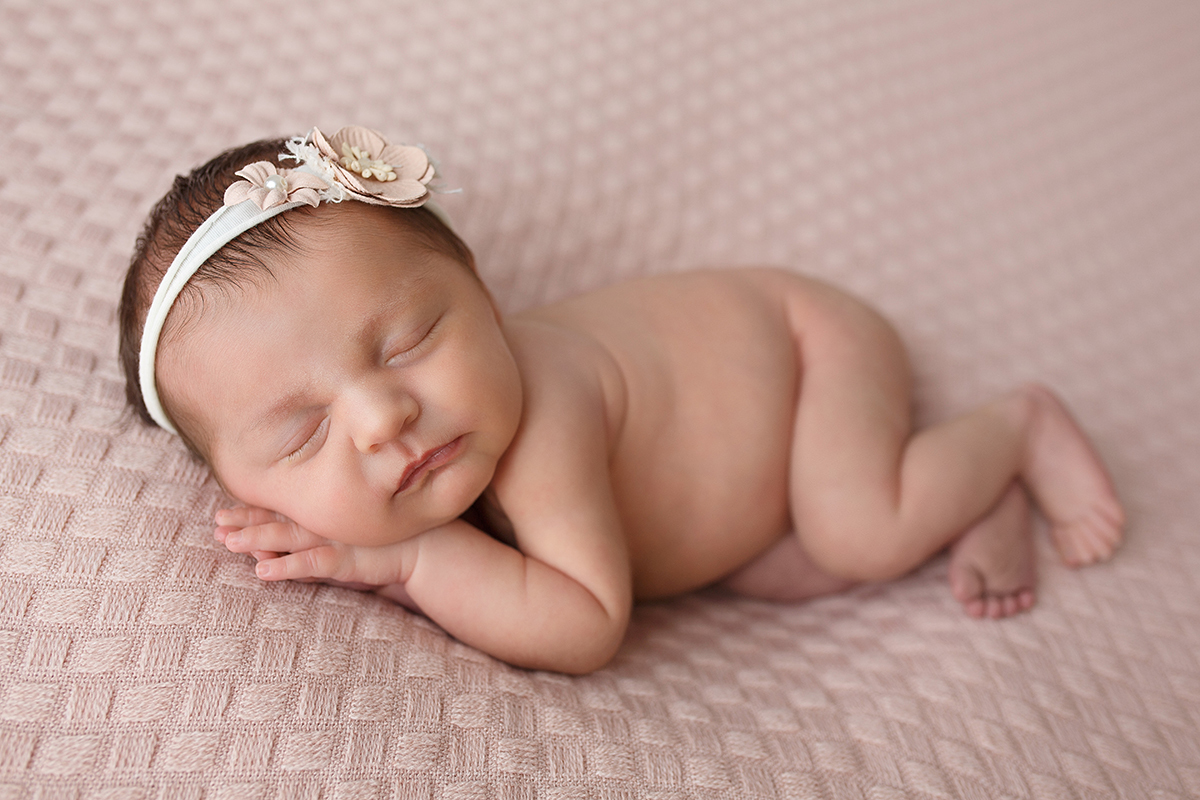 Idealconcept - fotógrafos de recém nascido, NewBorn, fotógrafo de NewBorn de Portugal, Sessão recém-Nascido, coimbra, Viseu, Sessão, Aveiro, Oliveira do Hospital, fotografia recém nascido, Leiria, sessão única, Amor, Fotógrafo Europeu, Arganil,foto bebé