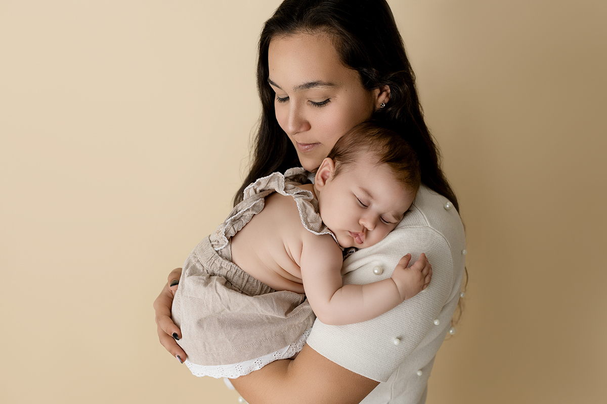 sessão fotografias, sessão infantil, fotografia de crianças, newborn, fotógrafo coimbra, grávida, fotografia newborn, acompanhamento, infantil, smash the cake, fotografias de crianças, foto bebés, 3 meses, 6 meses, 9 meses, foto grávida