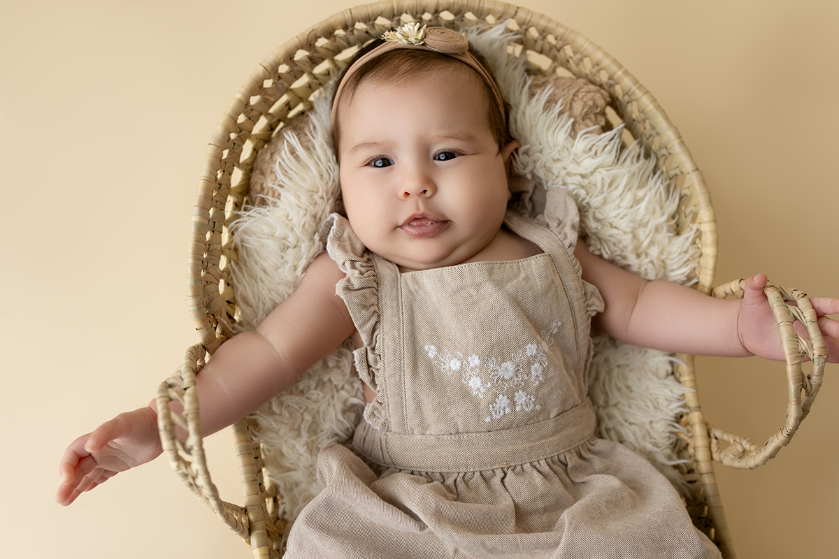 sessão fotografias, sessão infantil, fotografia de crianças, newborn, fotógrafo coimbra, grávida, fotografia newborn, acompanhamento, infantil, smash the cake, fotografias de crianças, foto bebés, 3 meses, 6 meses, 9 meses, foto grávida