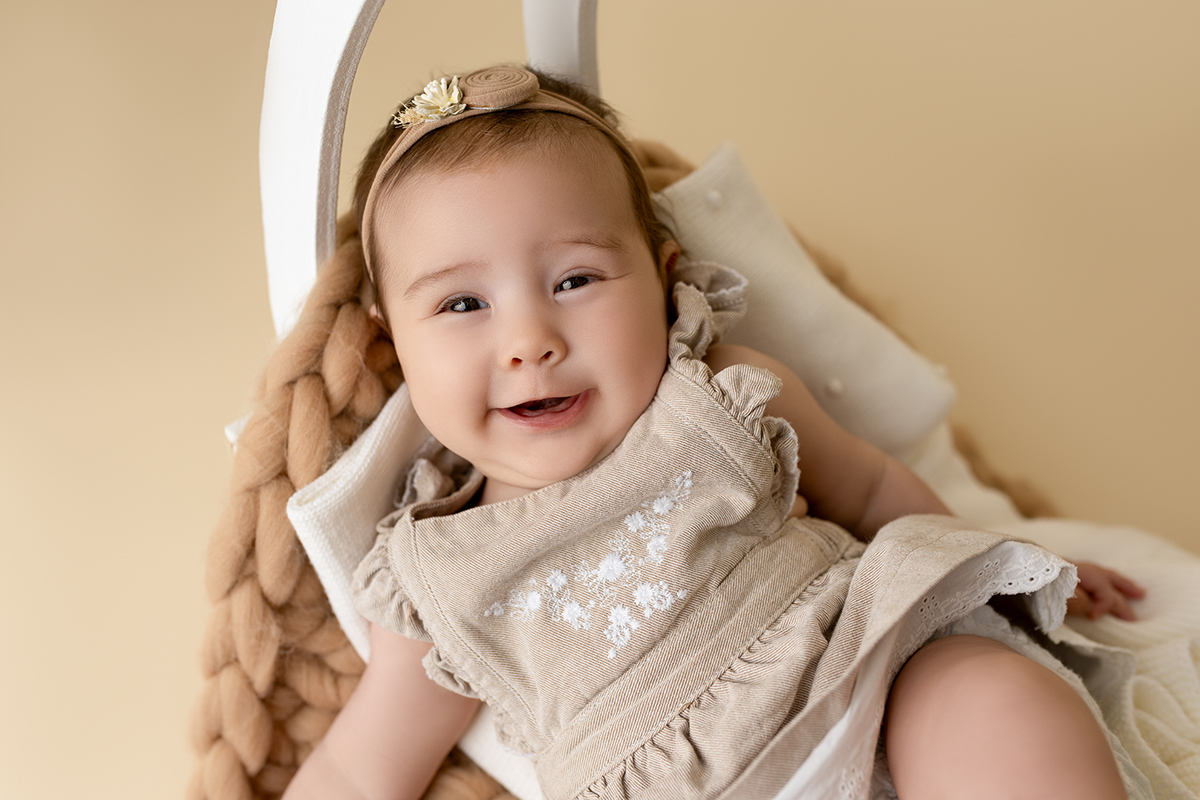 sessão fotografias, sessão infantil, fotografia de crianças, newborn, fotógrafo coimbra, grávida, fotografia newborn, acompanhamento, infantil, smash the cake, fotografias de crianças, foto bebés, 3 meses, 6 meses, 9 meses, foto grávida