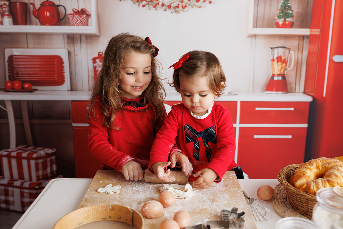 natal, natal 2024, sessão de natal, sessão fotográfica, sessão de fotos natal, bolinhos de natal, bolachas de natal, bolinhos de canela, bolachas de natal, aroma a canela, natal com crinaças, fotógrafo de coimbra, sessão de fotos coimbra