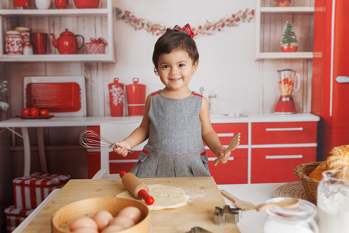 natal, natal 2024, sessão de natal, sessão fotográfica, sessão de fotos natal, bolinhos de natal, bolachas de natal, bolinhos de canela, bolachas de natal, aroma a canela, natal com crinaças, fotógrafo de coimbra, sessão de fotos coimbra