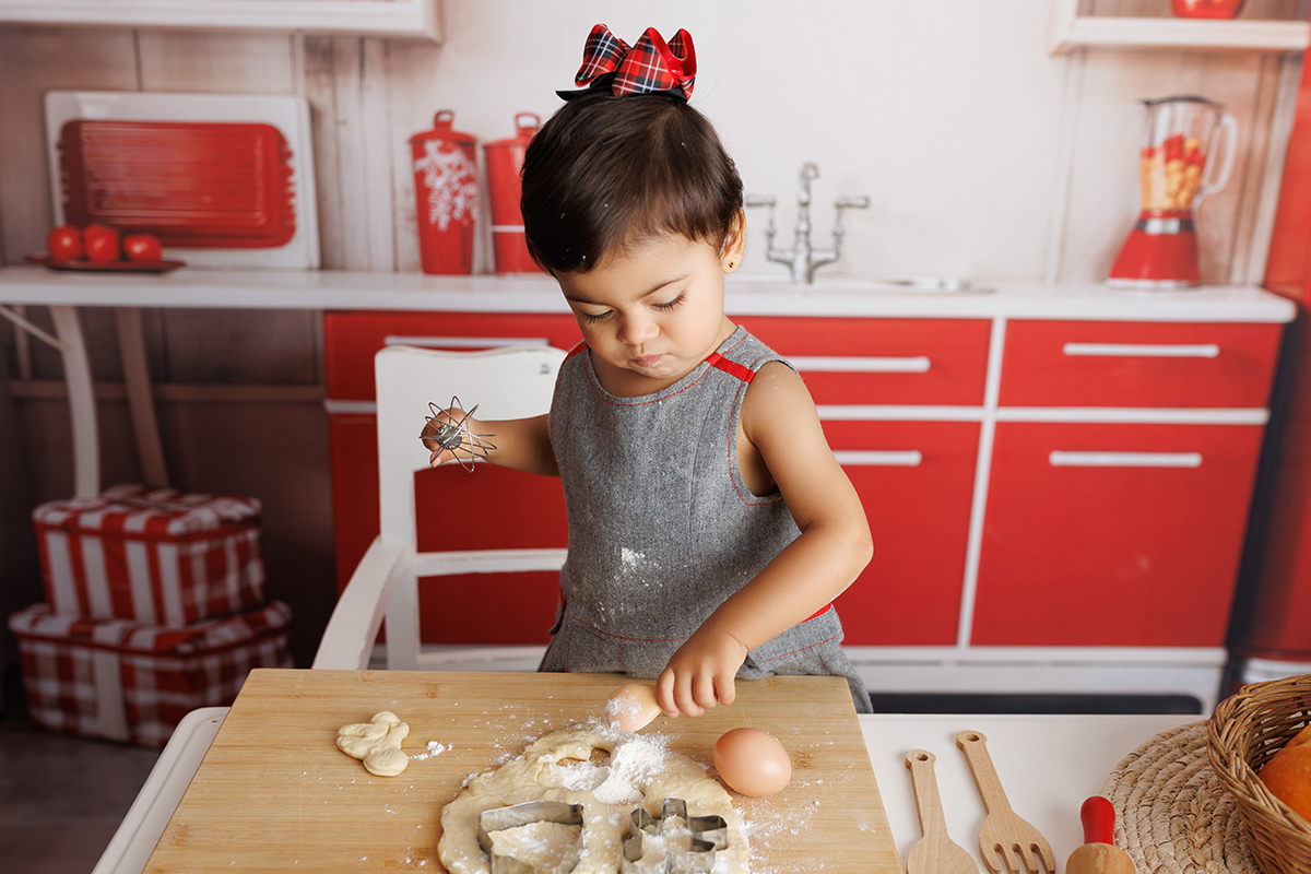 natal, natal 2024, sessão de natal, sessão fotográfica, sessão de fotos natal, bolinhos de natal, bolachas de natal, bolinhos de canela, bolachas de natal, aroma a canela, natal com crinaças, fotógrafo de coimbra, sessão de fotos coimbra