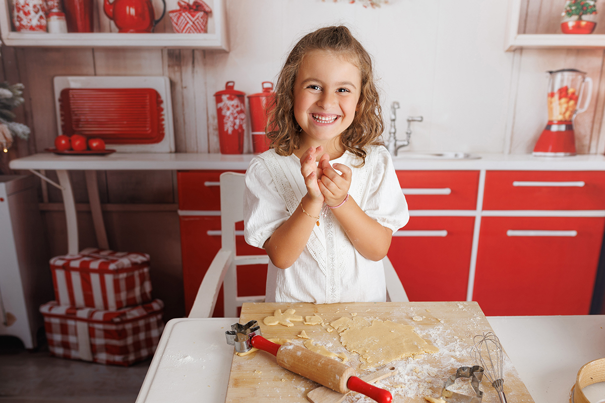 natal, natal 2024, sessão de natal, sessão fotográfica, sessão de fotos natal, bolinhos de natal, bolachas de natal, bolinhos de canela, bolachas de natal, aroma a canela, natal com crinaças, fotógrafo de coimbra, sessão de fotos coimbra