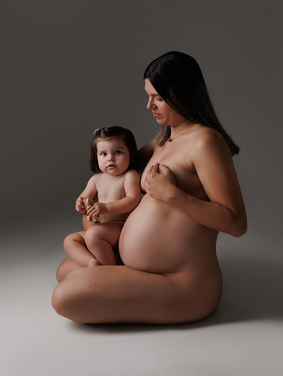 gravida, sessão de grávida, pregnant, fotografia de grávida, grávidas coimbra, fotografias de grávida coimbra, mãe de menina, mãe de menino, sessão de fotos grávida, fotógrafos coimbra, fotógrafos de bebés, newborn, recém nascido