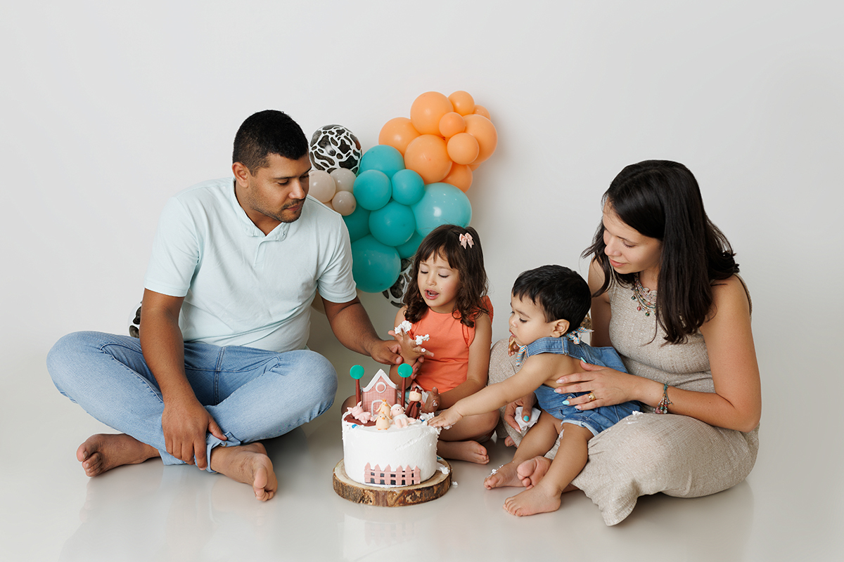 sessão fotografias, sessão infantil, fotografia de crianças, newborn, fotógrafo coimbra, grávida, fotografia newborn, acompanhamento, infantil, smash the cake, fotografias de crianças, foto bebés, 3 meses, 6 meses, 9 meses, foto grávida