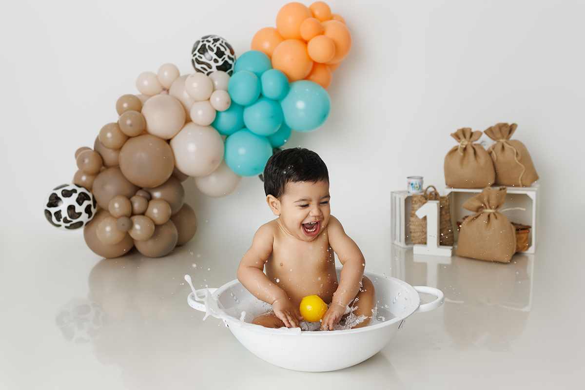 sessão fotografias, sessão infantil, fotografia de crianças, newborn, fotógrafo coimbra, grávida, fotografia newborn, acompanhamento, infantil, smash the cake, fotografias de crianças, foto bebés, 3 meses, 6 meses, 9 meses, foto grávida