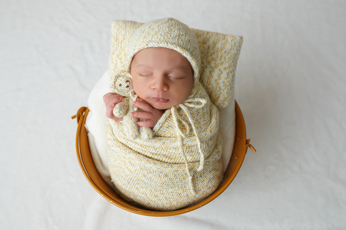 sessão fotografias, sessão infantil, fotografia de crianças, newborn, fotógrafo coimbra, grávida, fotografia newborn, acompanhamento, infantil, smash the cake, fotografias de crianças, foto bebés, 3 meses, 6 meses, 9 meses, foto grávida