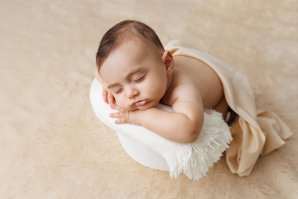 sessão fotografias, sessão infantil, fotografia de crianças, newborn, fotógrafo coimbra, grávida, fotografia newborn, acompanhamento, infantil, smash the cake, fotografias de crianças, foto bebés, 3 meses, 6 meses, 9 meses, foto grávida