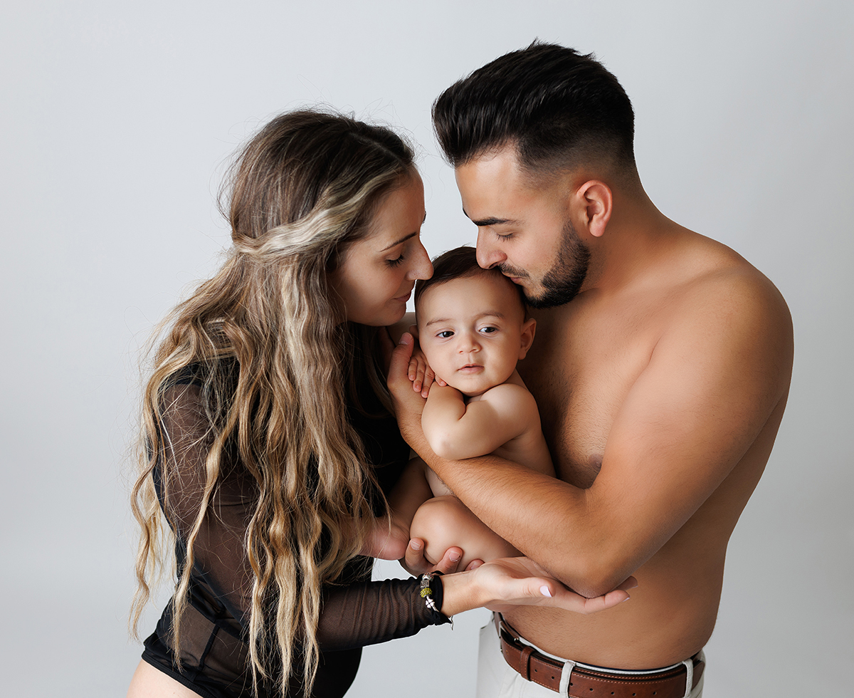 sessão fotografias, sessão infantil, fotografia de crianças, newborn, fotógrafo coimbra, grávida, fotografia newborn, acompanhamento, infantil, smash the cake, fotografias de crianças, foto bebés, 3 meses, 6 meses, 9 meses, foto grávida