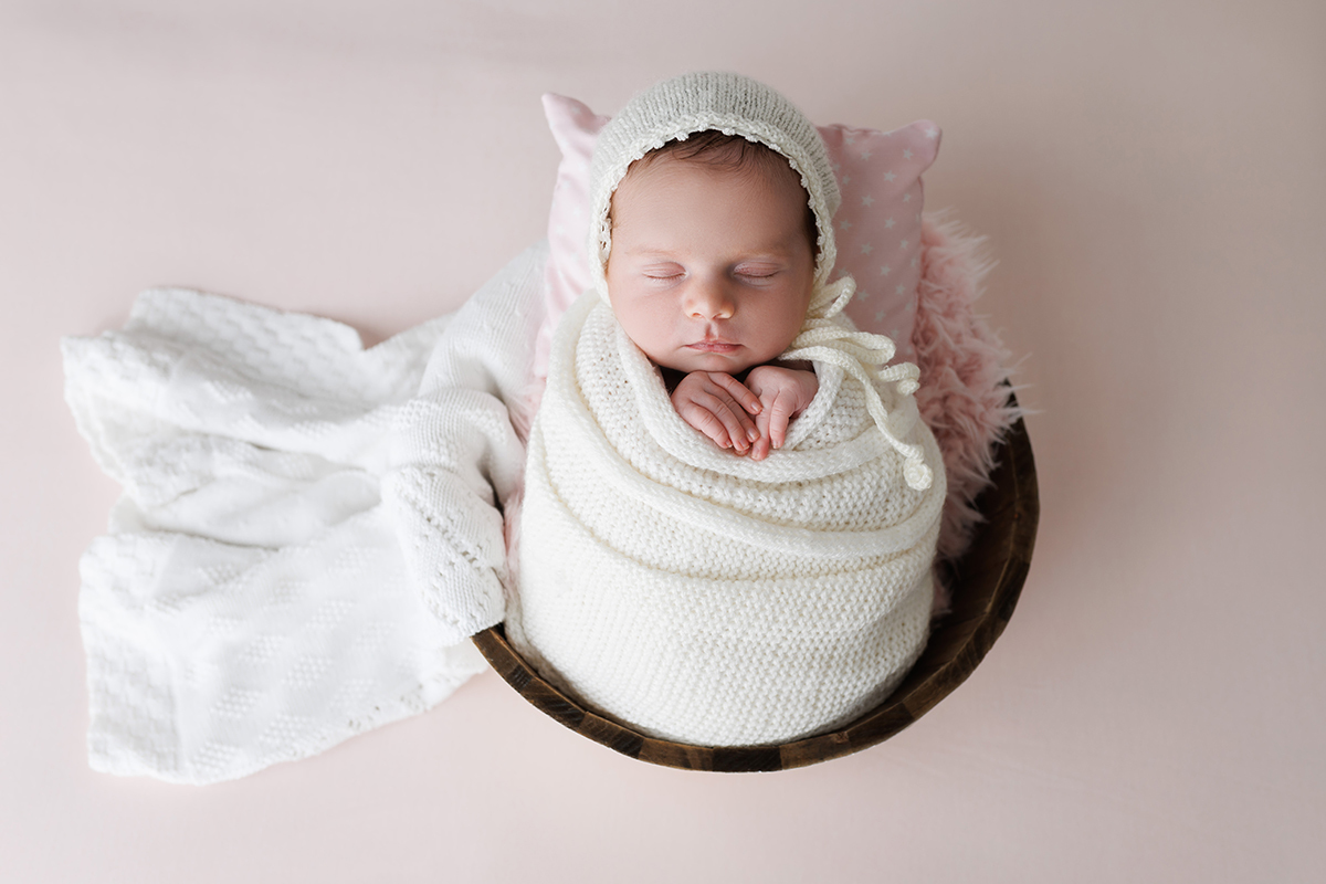 sessão fotografias, sessão infantil, fotografia de crianças, newborn, fotógrafo coimbra, grávida, fotografia newborn, acompanhamento, infantil, smash the cake, fotografias de crianças, foto bebés, 3 meses, 6 meses, 9 meses, foto grávida