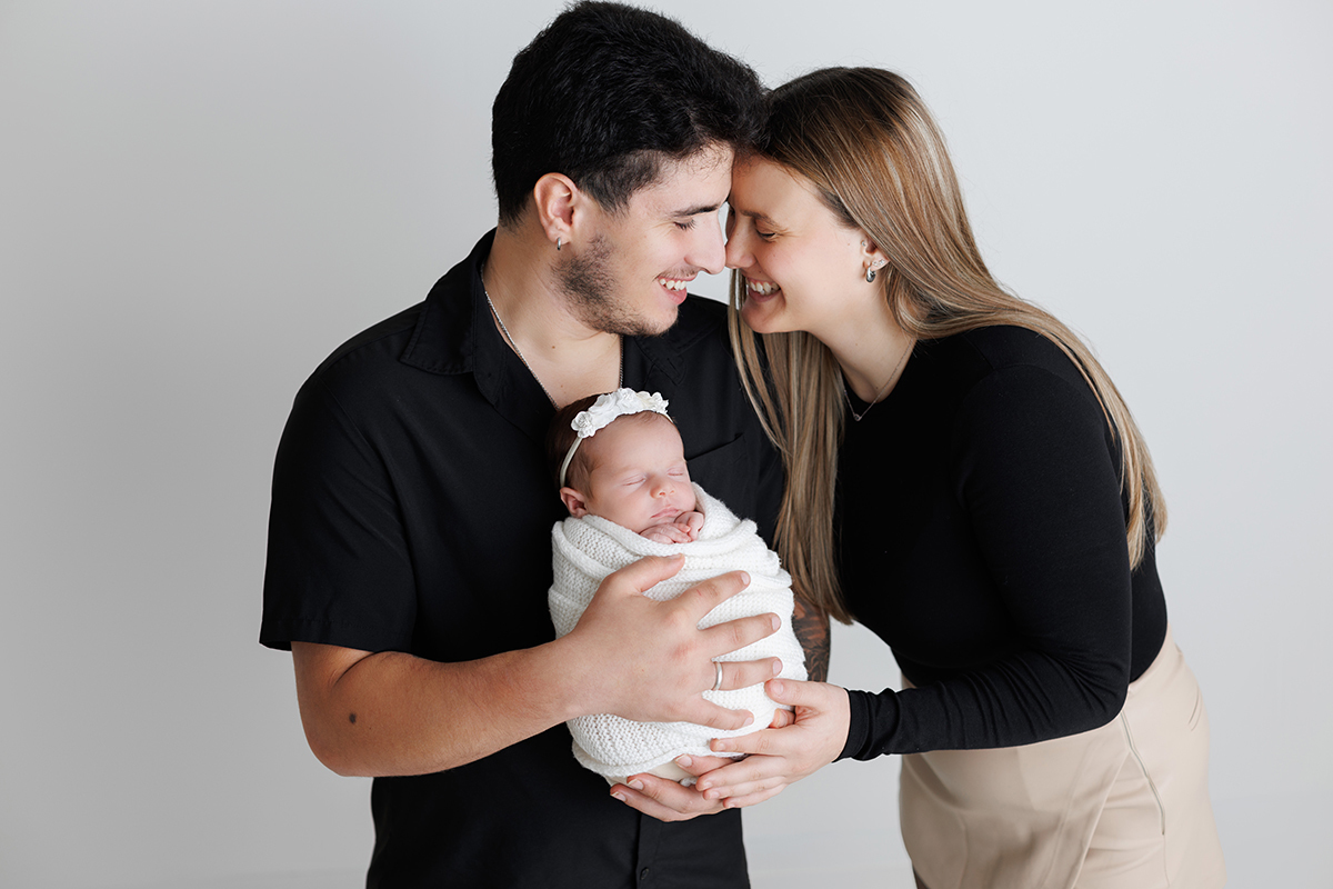 sessão fotografias, sessão infantil, fotografia de crianças, newborn, fotógrafo coimbra, grávida, fotografia newborn, acompanhamento, infantil, smash the cake, fotografias de crianças, foto bebés, 3 meses, 6 meses, 9 meses, foto grávida