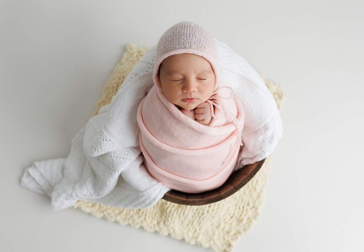 sessão fotografias, sessão infantil, fotografia de crianças, newborn, fotógrafo coimbra, grávida, fotografia newborn, acompanhamento, infantil, smash the cake, fotografias de crianças, foto bebés, 3 meses, 6 meses, 9 meses, foto grávida