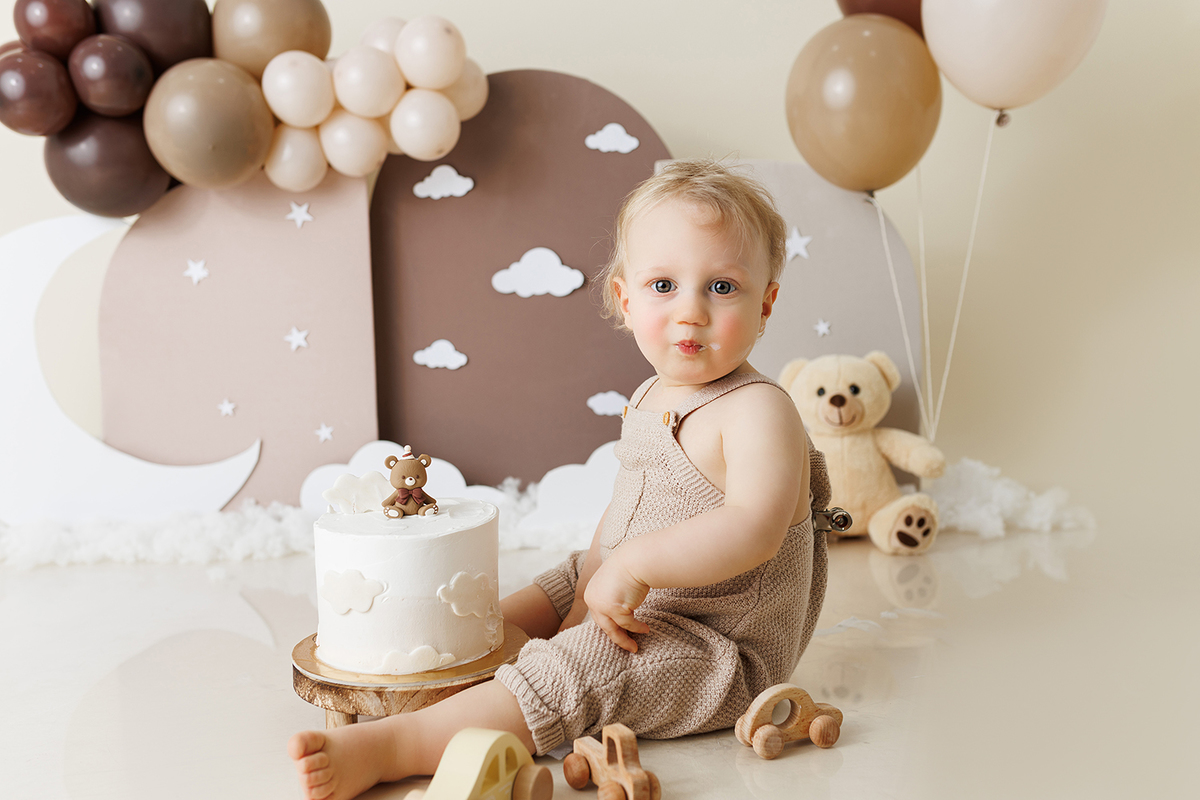 sessão fotografias, sessão infantil, fotografia de crianças, newborn, fotógrafo coimbra, grávida, fotografia newborn, acompanhamento, infantil, smash the cake, fotografias de crianças, foto bebés, 3 meses, 6 meses, 9 meses, foto grávida