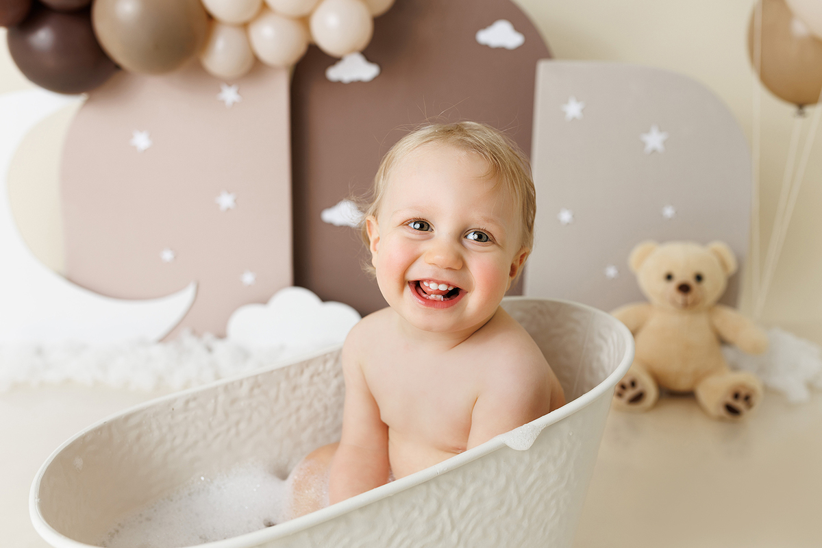 sessão fotografias, sessão infantil, fotografia de crianças, newborn, fotógrafo coimbra, grávida, fotografia newborn, acompanhamento, infantil, smash the cake, fotografias de crianças, foto bebés, 3 meses, 6 meses, 9 meses, foto grávida