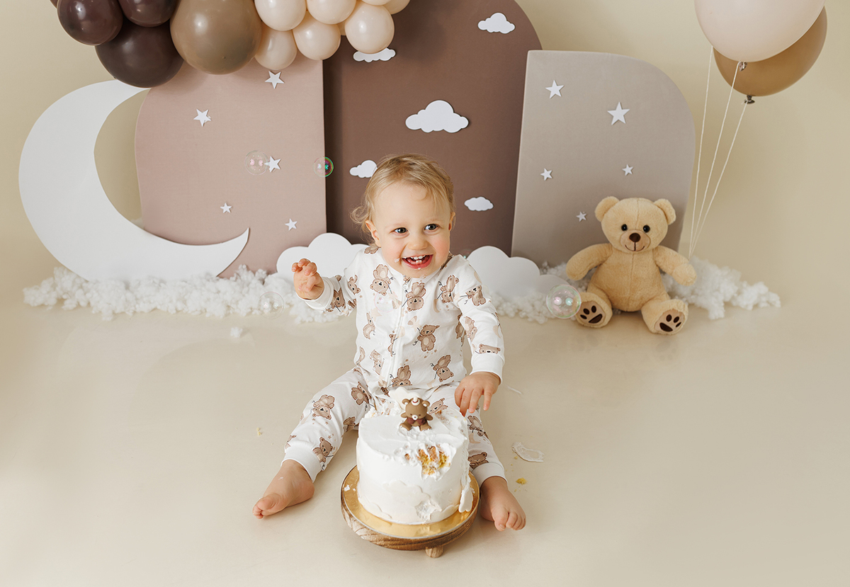 sessão fotografias, sessão infantil, fotografia de crianças, newborn, fotógrafo coimbra, grávida, fotografia newborn, acompanhamento, infantil, smash the cake, fotografias de crianças, foto bebés, 3 meses, 6 meses, 9 meses, foto grávida