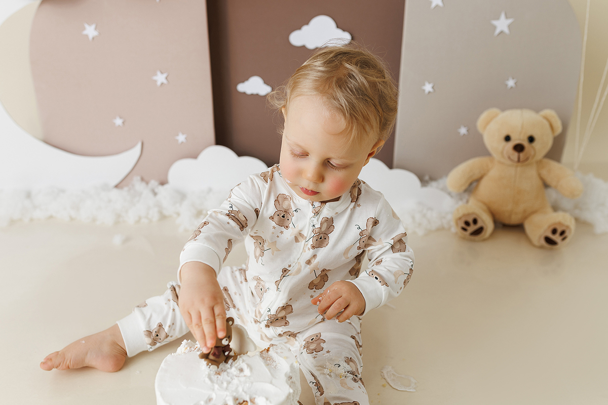 sessão fotografias, sessão infantil, fotografia de crianças, newborn, fotógrafo coimbra, grávida, fotografia newborn, acompanhamento, infantil, smash the cake, fotografias de crianças, foto bebés, 3 meses, 6 meses, 9 meses, foto grávida