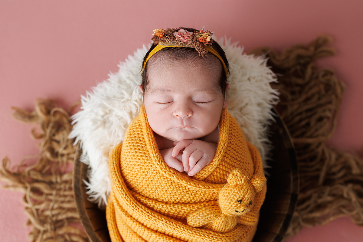 sessão fotografias, sessão infantil, fotografia de crianças, newborn, fotógrafo coimbra, grávida, fotografia newborn, acompanhamento, infantil, smash the cake, fotografias de crianças, foto bebés, 3 meses, 6 meses, 9 meses, foto grávida