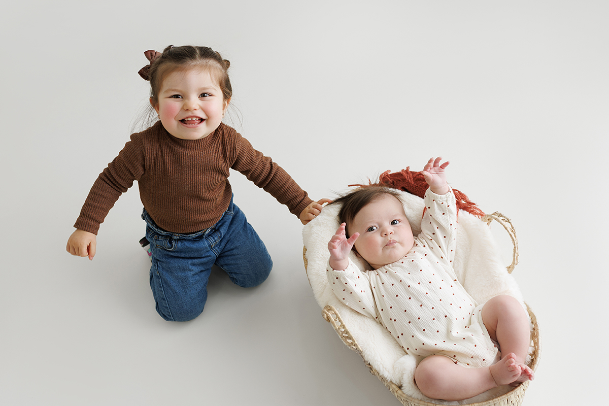 sessão fotografias, sessão infantil, fotografia de crianças, newborn, fotógrafo coimbra, grávida, fotografia newborn, acompanhamento, infantil, smash the cake, fotografias de crianças, foto bebés, 3 meses, 6 meses, 9 meses, foto grávida