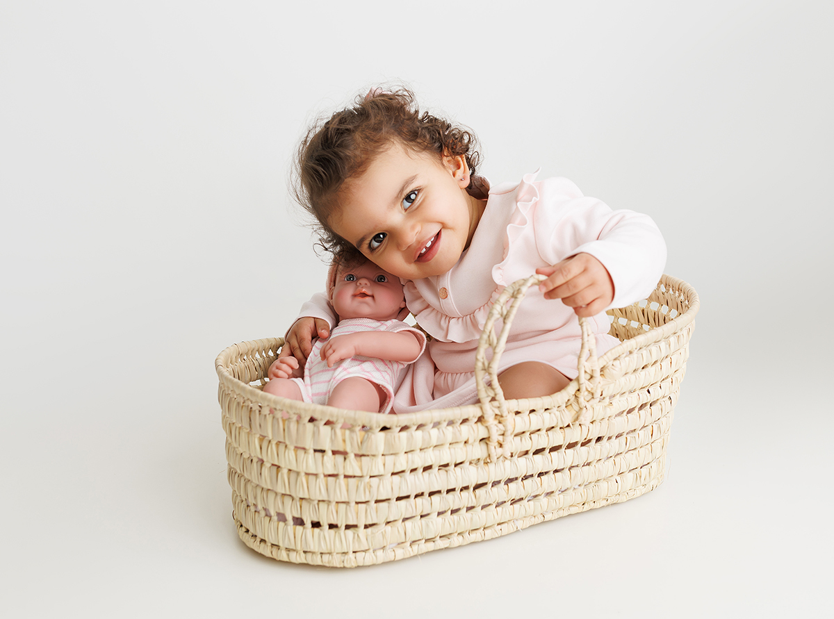 sessão fotografias, sessão infantil, fotografia de crianças, newborn, fotógrafo coimbra, grávida, fotografia newborn, acompanhamento, infantil, smash the cake, fotografias de crianças, foto bebés, 3 meses, 6 meses, 9 meses, foto grávida