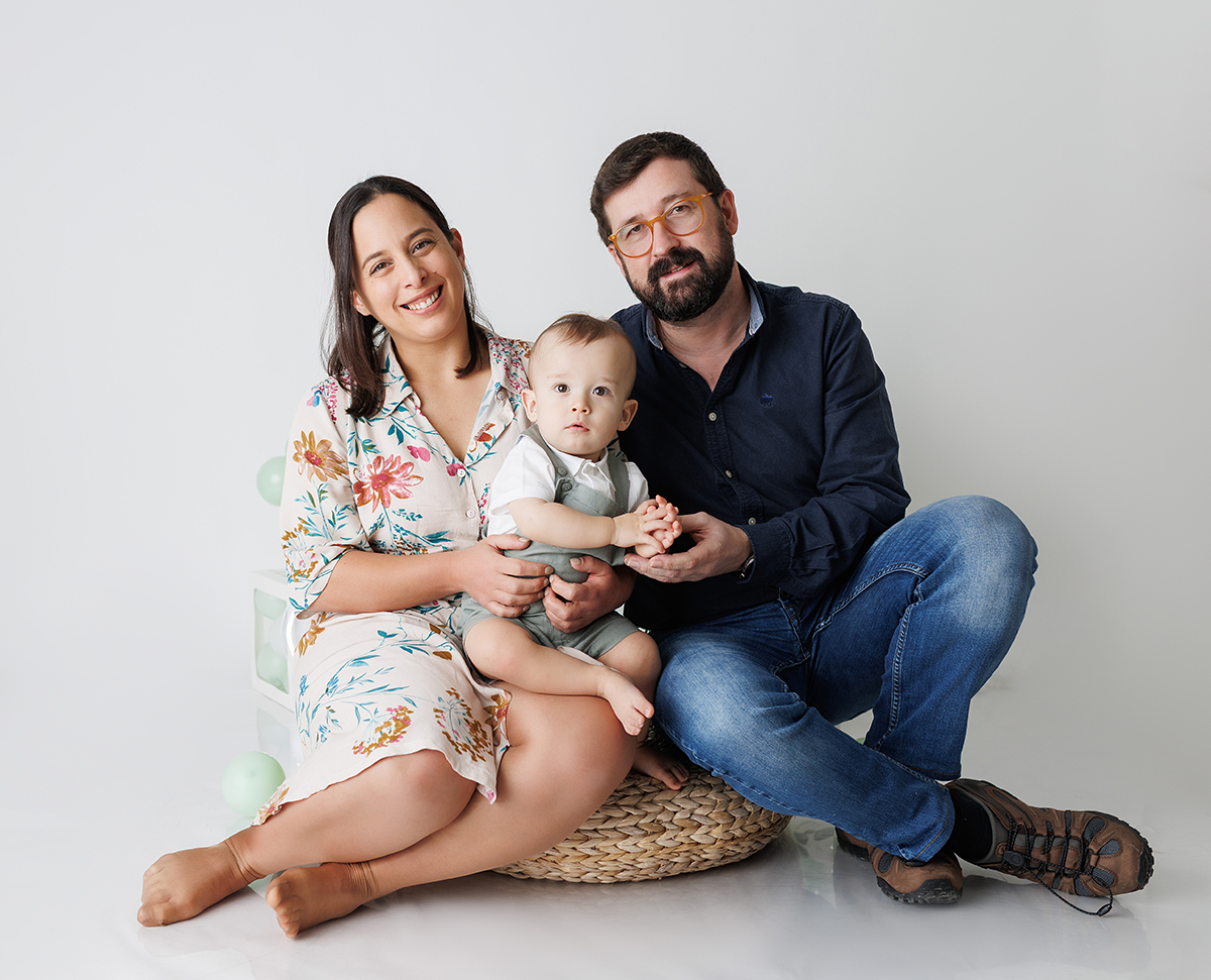 sessão fotografias, sessão infantil, fotografia de crianças, newborn, fotógrafo coimbra, grávida, fotografia newborn, acompanhamento, infantil, smash the cake, fotografias de crianças, foto bebés, 3 meses, 6 meses, 9 meses, foto grávida