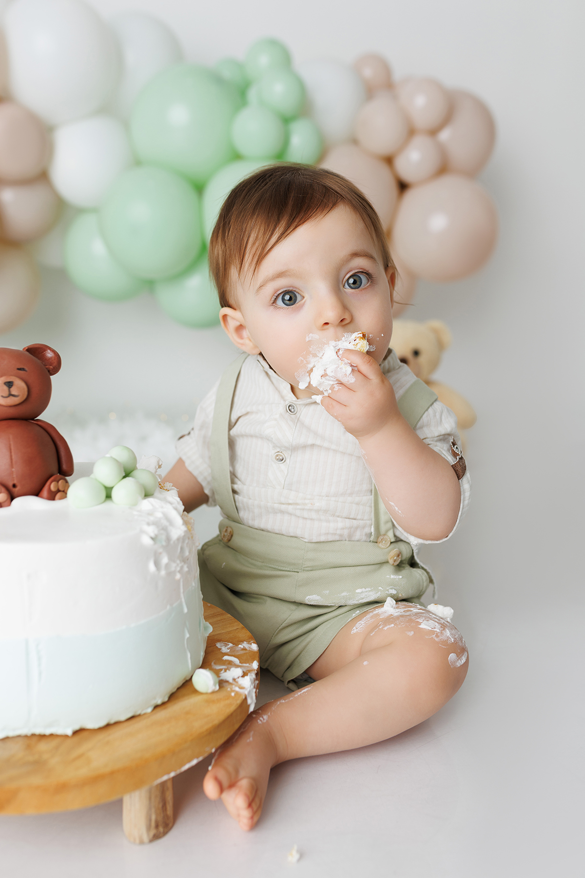 sessão fotografias, sessão infantil, fotografia de crianças, newborn, fotógrafo coimbra, grávida, fotografia newborn, acompanhamento, infantil, smash the cake, fotografias de crianças, foto bebés, 3 meses, 6 meses, 9 meses, foto grávida