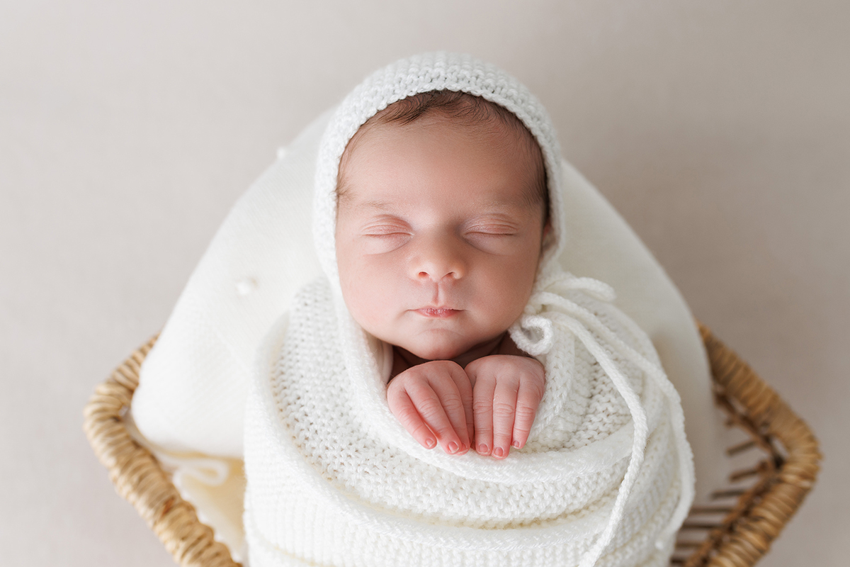 sessão fotografias, sessão infantil, fotografia de crianças, newborn, fotógrafo coimbra, grávida, fotografia newborn, acompanhamento, infantil, smash the cake, fotografias de crianças, foto bebés, 3 meses, 6 meses, 9 meses, foto grávida