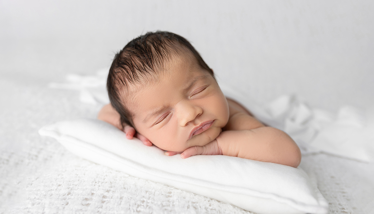 sessão fotografias, sessão infantil, fotografia de crianças, newborn, fotógrafo coimbra, grávida, fotografia newborn, acompanhamento, infantil, smash the cake, fotografias de crianças, foto bebés, 3 meses, 6 meses, 9 meses, foto grávida