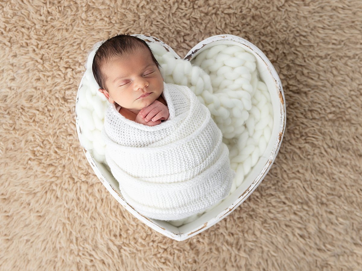 sessão fotografias, sessão infantil, fotografia de crianças, newborn, fotógrafo coimbra, grávida, fotografia newborn, acompanhamento, infantil, smash the cake, fotografias de crianças, foto bebés, 3 meses, 6 meses, 9 meses, foto grávida