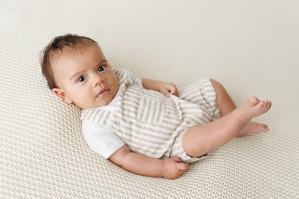 sessão fotografias, sessão infantil, fotografia de crianças, newborn, fotógrafo coimbra, grávida, fotografia newborn, acompanhamento, infantil, smash the cake, fotografias de crianças, foto bebés, 3 meses, 6 meses, 9 meses, foto grávida