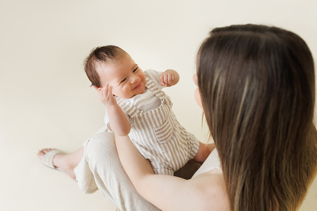 sessão fotografias, sessão infantil, fotografia de crianças, newborn, fotógrafo coimbra, grávida, fotografia newborn, acompanhamento, infantil, smash the cake, fotografias de crianças, foto bebés, 3 meses, 6 meses, 9 meses, foto grávida