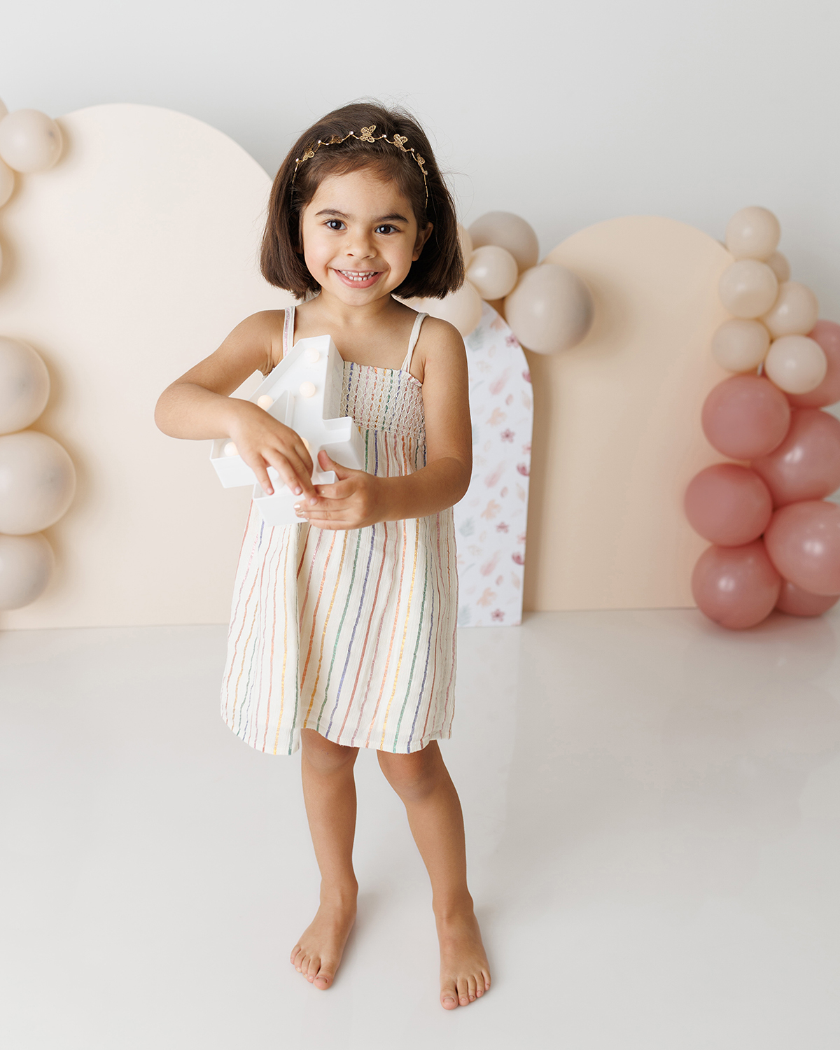 sessão fotografias, sessão infantil, fotografia de crianças, newborn, fotógrafo coimbra, grávida, fotografia newborn, acompanhamento, infantil, smash the cake, fotografias de crianças, foto bebés, 3 meses, 6 meses, 9 meses, foto grávida