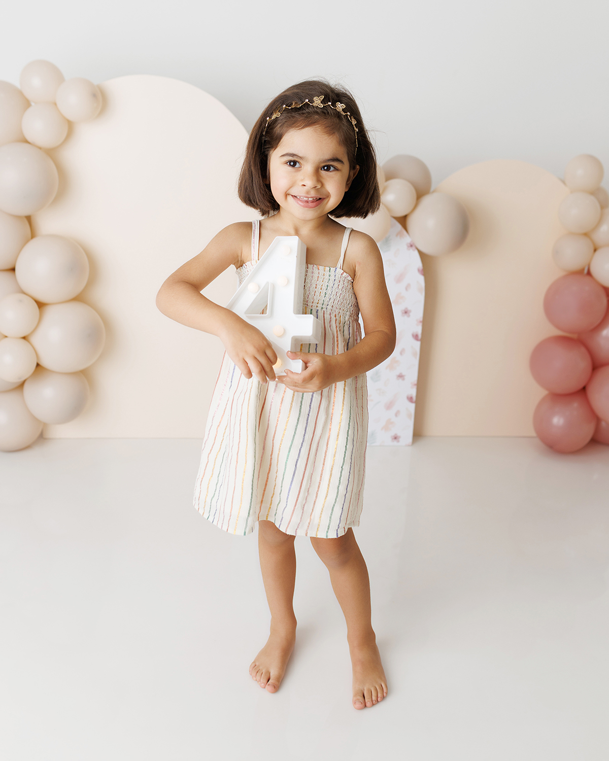 sessão fotografias, sessão infantil, fotografia de crianças, newborn, fotógrafo coimbra, grávida, fotografia newborn, acompanhamento, infantil, smash the cake, fotografias de crianças, foto bebés, 3 meses, 6 meses, 9 meses, foto grávida