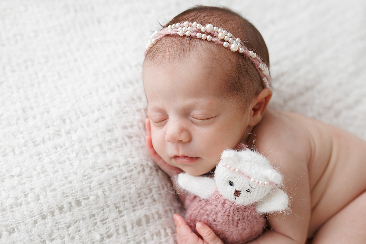 sessão fotografias, sessão infantil, fotografia de crianças, newborn, fotógrafo coimbra, grávida, fotografia newborn, acompanhamento, infantil, smash the cake, fotografias de crianças, foto bebés, 3 meses, 6 meses, 9 meses, foto grávida