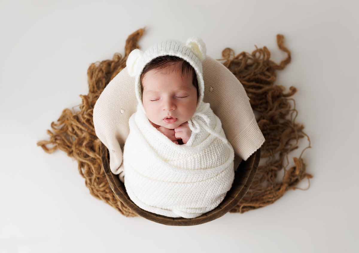 sessão fotografias, sessão infantil, fotografia de crianças, newborn, fotógrafo coimbra, grávida, fotografia newborn, acompanhamento, infantil, smash the cake, fotografias de crianças, foto bebés, 3 meses, 6 meses, 9 meses, foto grávida