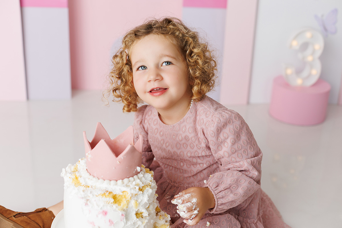 sessão fotografias, sessão infantil, fotografia de crianças, newborn, fotógrafo coimbra, grávida, fotografia newborn, acompanhamento, infantil, smash the cake, fotografias de crianças, foto bebés, 3 meses, 6 meses, 9 meses, foto grávida