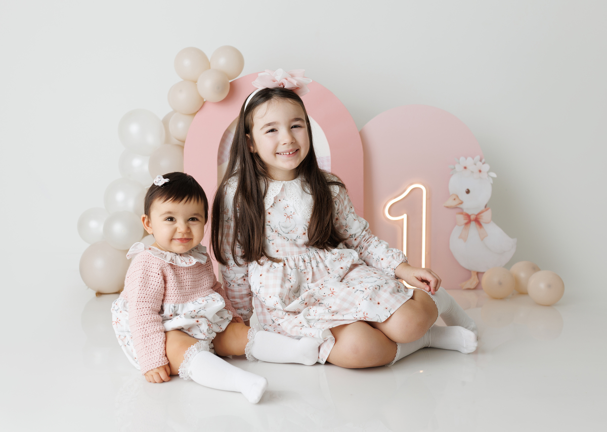 sessão fotografias, sessão infantil, fotografia de crianças, newborn, fotógrafo coimbra, grávida, fotografia newborn, acompanhamento, infantil, smash the cake, fotografias de crianças, foto bebés, 3 meses, 6 meses, 9 meses, foto grávida