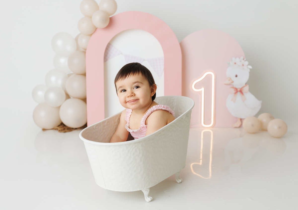 sessão fotografias, sessão infantil, fotografia de crianças, newborn, fotógrafo coimbra, grávida, fotografia newborn, acompanhamento, infantil, smash the cake, fotografias de crianças, foto bebés, 3 meses, 6 meses, 9 meses, foto grávida