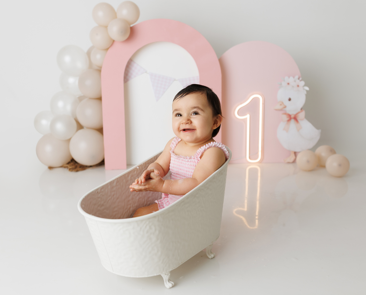 sessão fotografias, sessão infantil, fotografia de crianças, newborn, fotógrafo coimbra, grávida, fotografia newborn, acompanhamento, infantil, smash the cake, fotografias de crianças, foto bebés, 3 meses, 6 meses, 9 meses, foto grávida