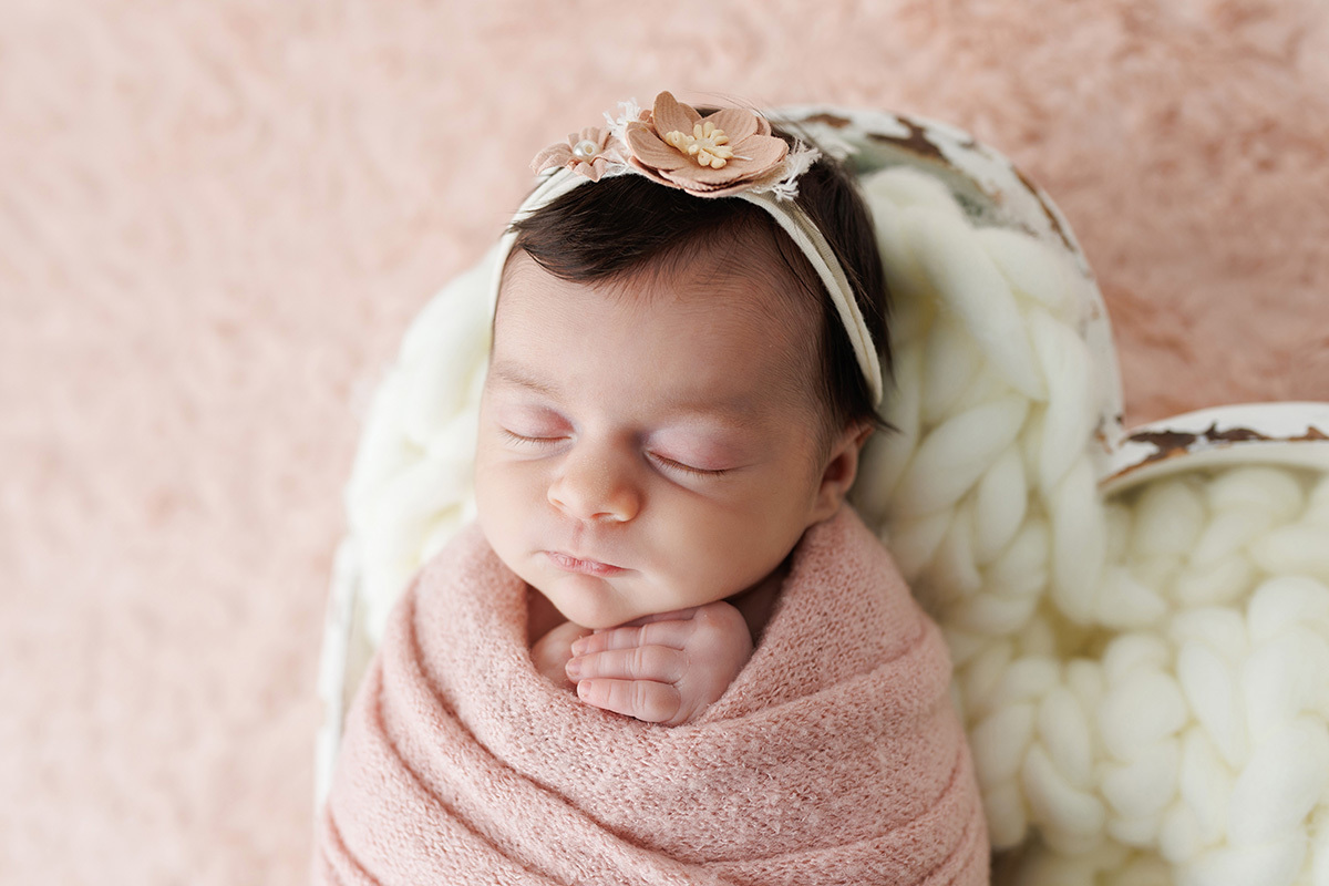 sessão fotografias, sessão infantil, fotografia de crianças, newborn, fotógrafo coimbra, grávida, fotografia newborn, acompanhamento, infantil, smash the cake, fotografias de crianças, foto bebés, 3 meses, 6 meses, 9 meses, foto grávida