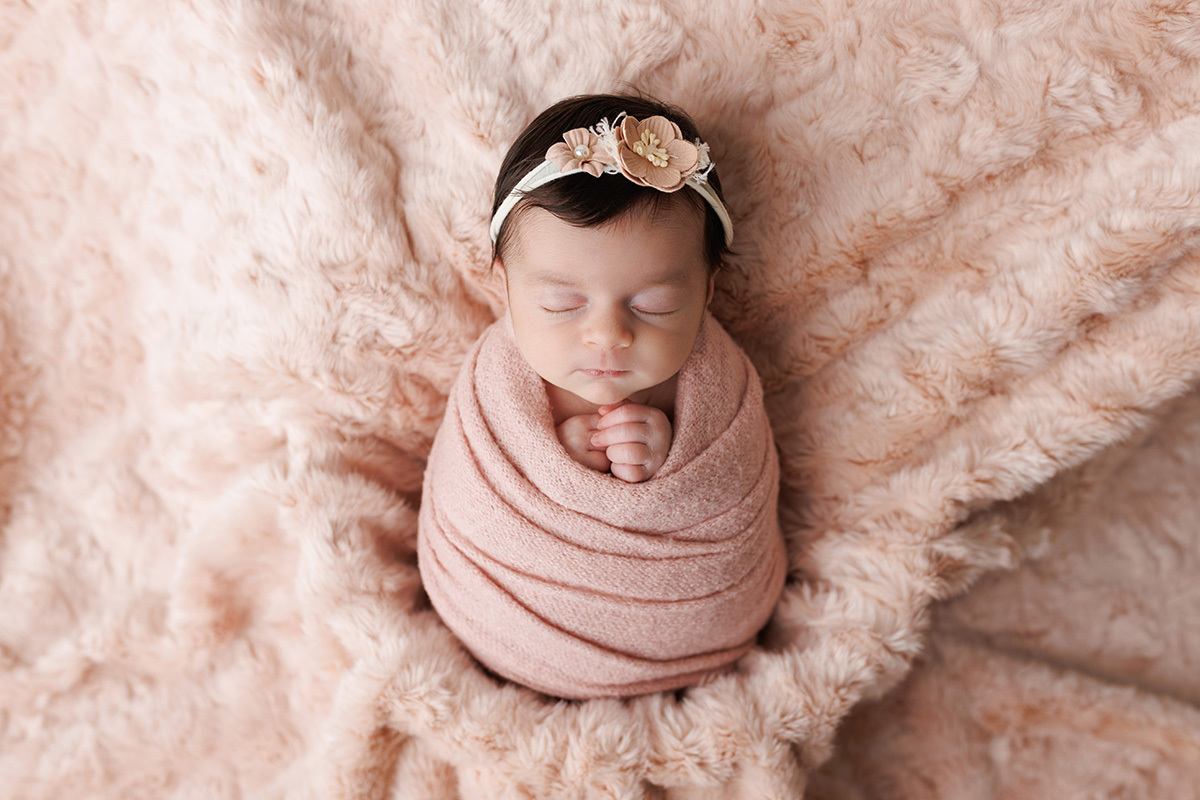 sessão fotografias, sessão infantil, fotografia de crianças, newborn, fotógrafo coimbra, grávida, fotografia newborn, acompanhamento, infantil, smash the cake, fotografias de crianças, foto bebés, 3 meses, 6 meses, 9 meses, foto grávida